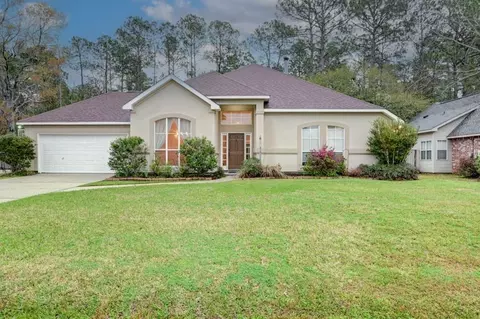 1502 Sycamore Pl, Mandeville, LA 70448 photo 1
