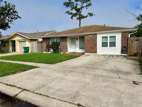 712 Ronson Dr, Kenner, LA 70065 photo 1
