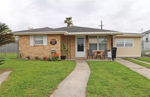 69 Jupiter Cir, Violet, LA 70092 photo 1