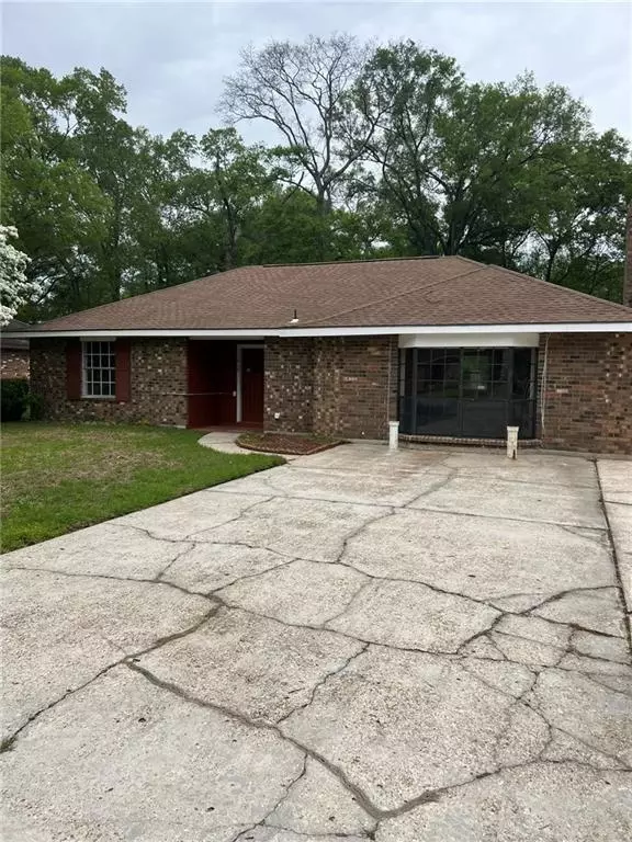 1019 Jason Dr, Denham Springs, LA 70726 8 Photos Movoto