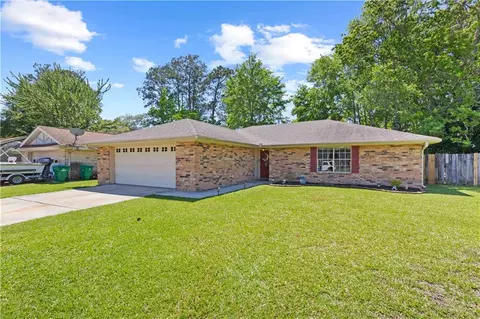 417 Timberlane Dr, Slidell, LA 70458 photo 1
