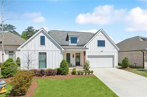 4057 Cypress Point Dr, Covington, LA 70433 photo 1
