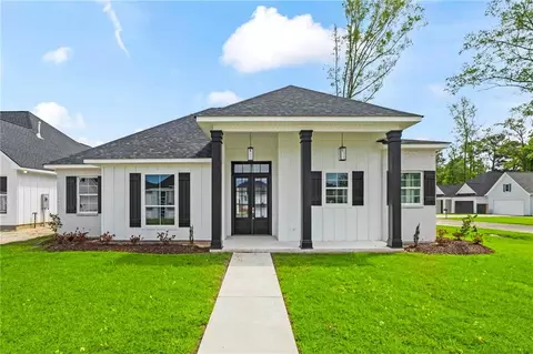 3000 Red Admiral Dr, Covington, LA 70433 photo 1