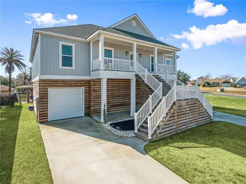 200 Lorelei Cir, Slidell, LA 70458 photo 1