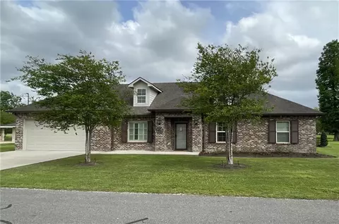 9188 Schexnayder St, Convent, LA 70723 photo 1