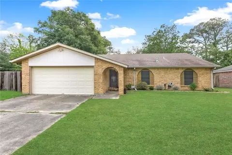 1148 Saint Augustine St, Slidell, LA 70460 photo 1