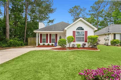 623 Dean St, Mandeville, LA 70448 photo 1
