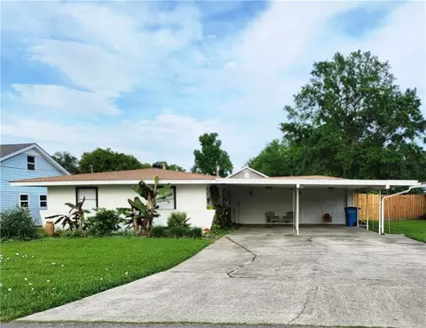 436 Pine St, Norco, LA 70079 photo 1