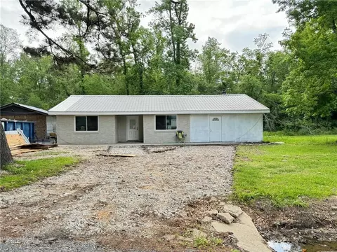 32894 Lower Rome Rd, Springfield, LA 70462 photo 1