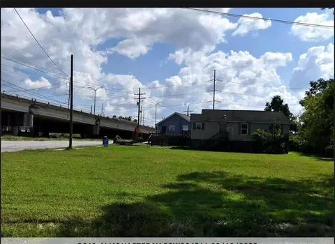 2640 Almonaster Ave, New Orleans, LA 70117