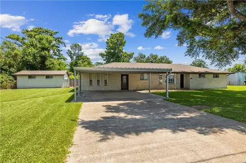 218 Robert St, Paradis, LA 70080 photo 1