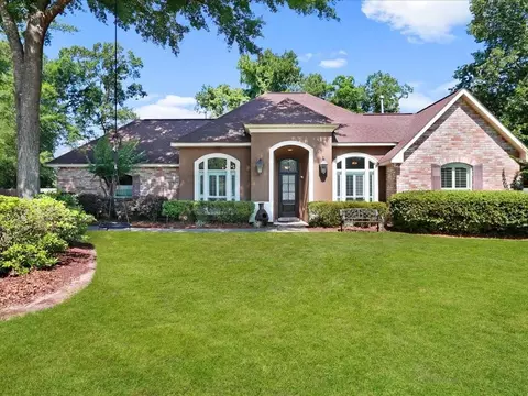 280 Bunting Dr, Mandeville, LA 70448 photo 1