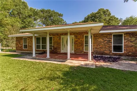 19401 Jarrell Rd, Covington, LA 70435 photo 1