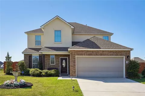 153 E Lake Ct, Slidell, LA 70461 photo 1