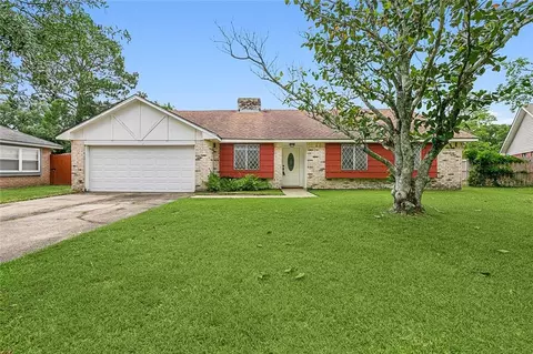 421 Broken Bough Dr, Slidell, LA 70458 photo 1