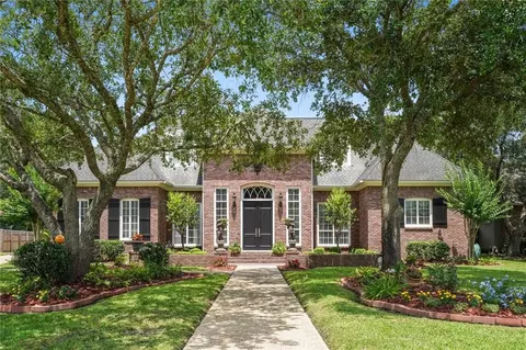 223 Lansdowne Dr, Slidell, LA 70461 photo 1