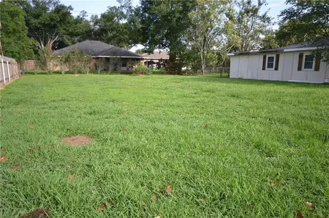 247 Murray Hill Dr, Destrehan, LA 70047