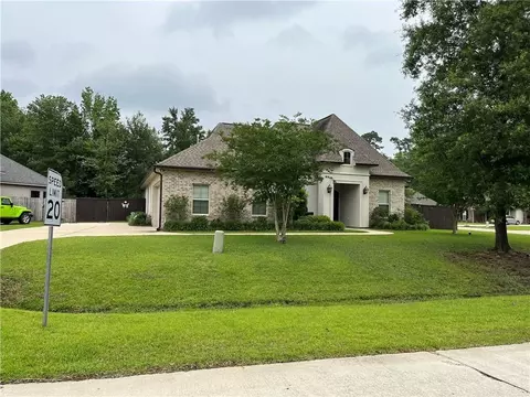344 Clover Meadow Dr, Covington, LA 70433 photo 1