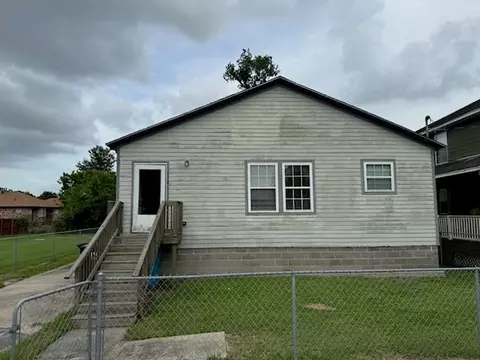 1927 Bridgehead Ln, Violet, LA 70092 photo 1