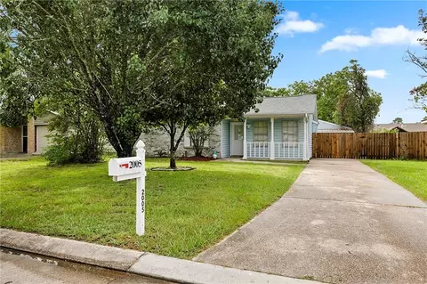 2005 Heather Ln, Slidell, LA 70461 photo 1