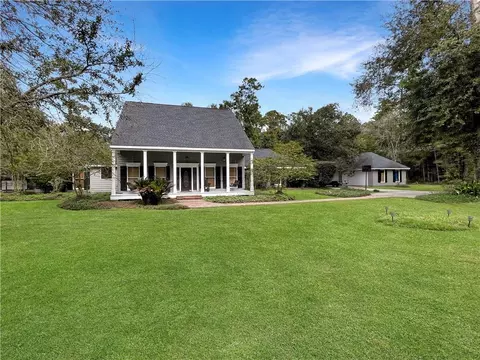 104 Doubloon Dr, Slidell, LA 70461 photo 1