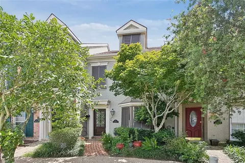 2 Rue St Louis St, Kenner, LA 70065