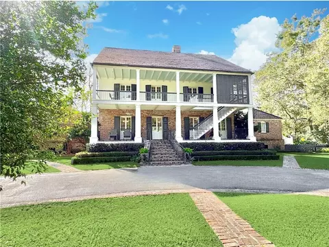 17119 Three Rivers Rd, Covington, LA 70433 photo 1
