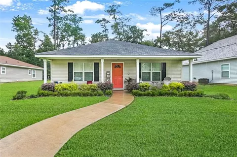 2511 Dupard St, Mandeville, LA 70448 photo 1