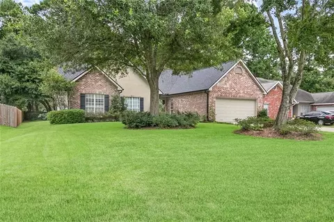 67111 Thackery St, Mandeville, LA 70471 photo 1