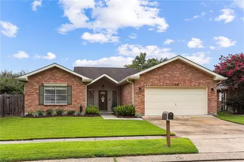 4008 Saint Blase Dr, Kenner, LA 70065 photo 1