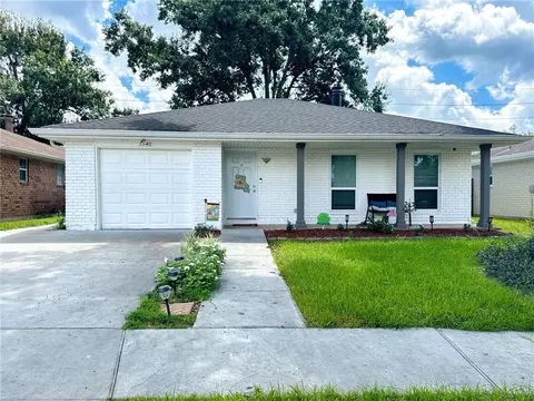 3340 Castle Dr, Kenner, LA 70065 photo 1