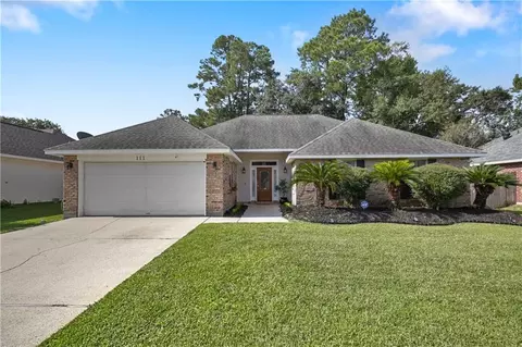 111 Amanda Dr, Slidell, LA 70458 photo 1