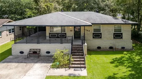 2135 Middle Dr, Slidell, LA 70458 photo 1