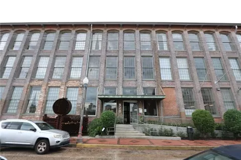 920 Poeyfarre St #102, New Orleans, LA 70130