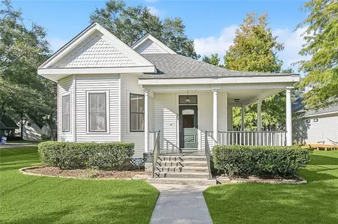 203 W 11th Ave, Covington, LA 70433 photo 1