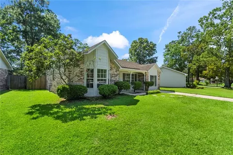 661 Forest Loop, Mandeville, LA 70471 photo 1