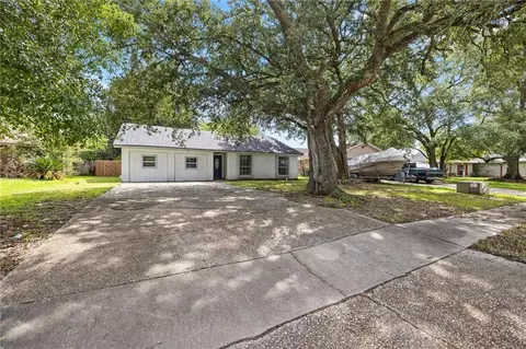 280 Timbers Dr, Slidell, LA 70458 photo 1