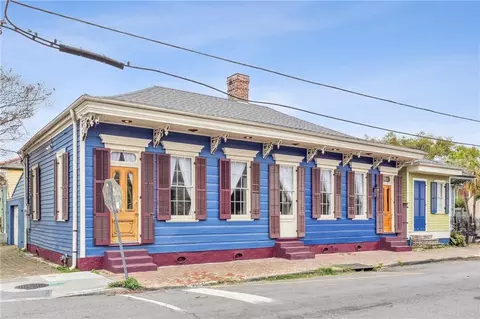 1705 Burgundy St, New Orleans, LA 70116