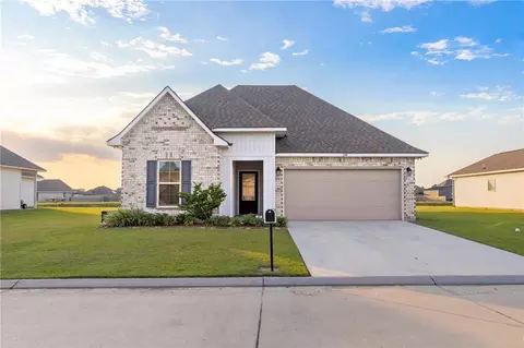 259 Shadow Pointe Rd, Thibodaux, LA 70301 photo 1