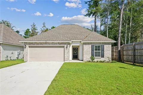 252 Covington Cottage Ln, Covington, LA 70433 photo 1