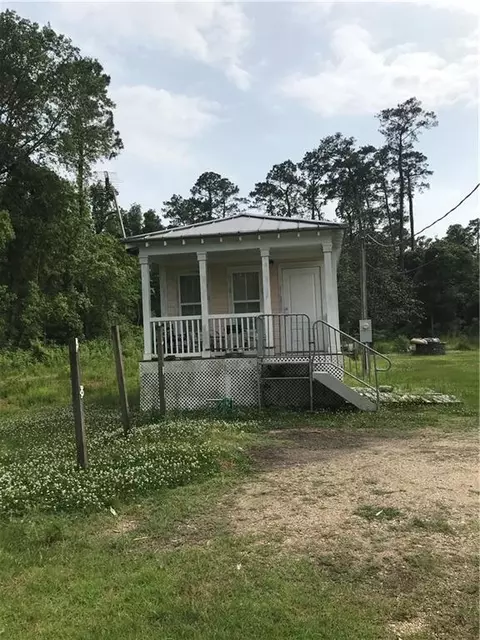 1102 America St, Mandeville, LA 70448