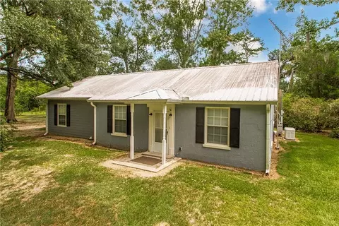 16698 Meisner Rd, Springfield, LA 70462 photo 1