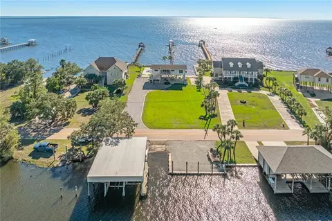 345 Carr Dr, Slidell, LA 70458 photo 1