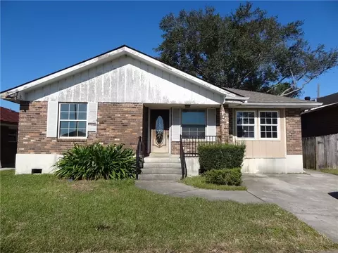 124 Duke Dr, Kenner, LA 70065 photo 1