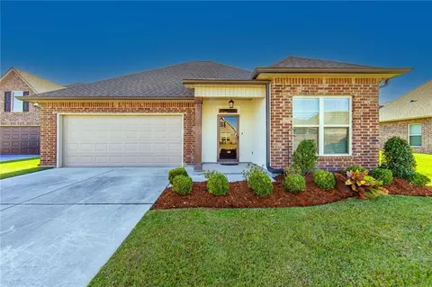 110 Devon Ct, Thibodaux, LA 70301 photo 1