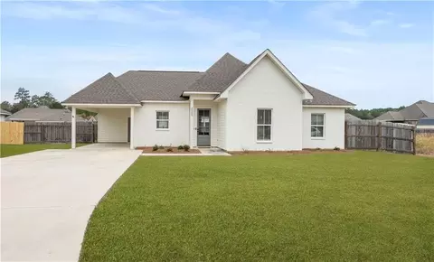 20043 Kenny Ln, Covington, LA 70435 photo 1