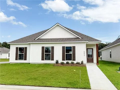 60830 Roe Dr, Slidell, LA 70461 photo 1