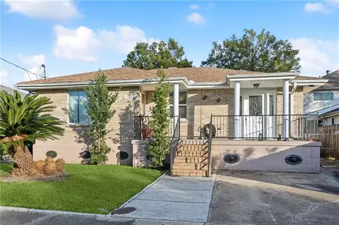 1004 Hudson St, Kenner, LA 70062 photo 1