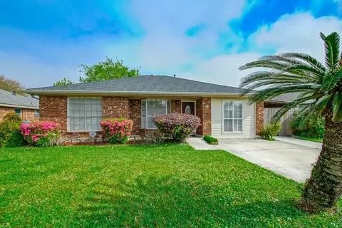 428 Hooper Dr, Kenner, LA 70065 photo 1