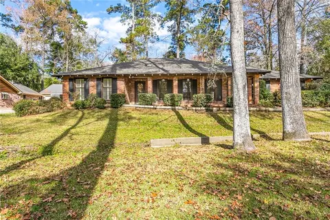 140 Tchefuncte Dr, Covington, LA 70433 photo 1